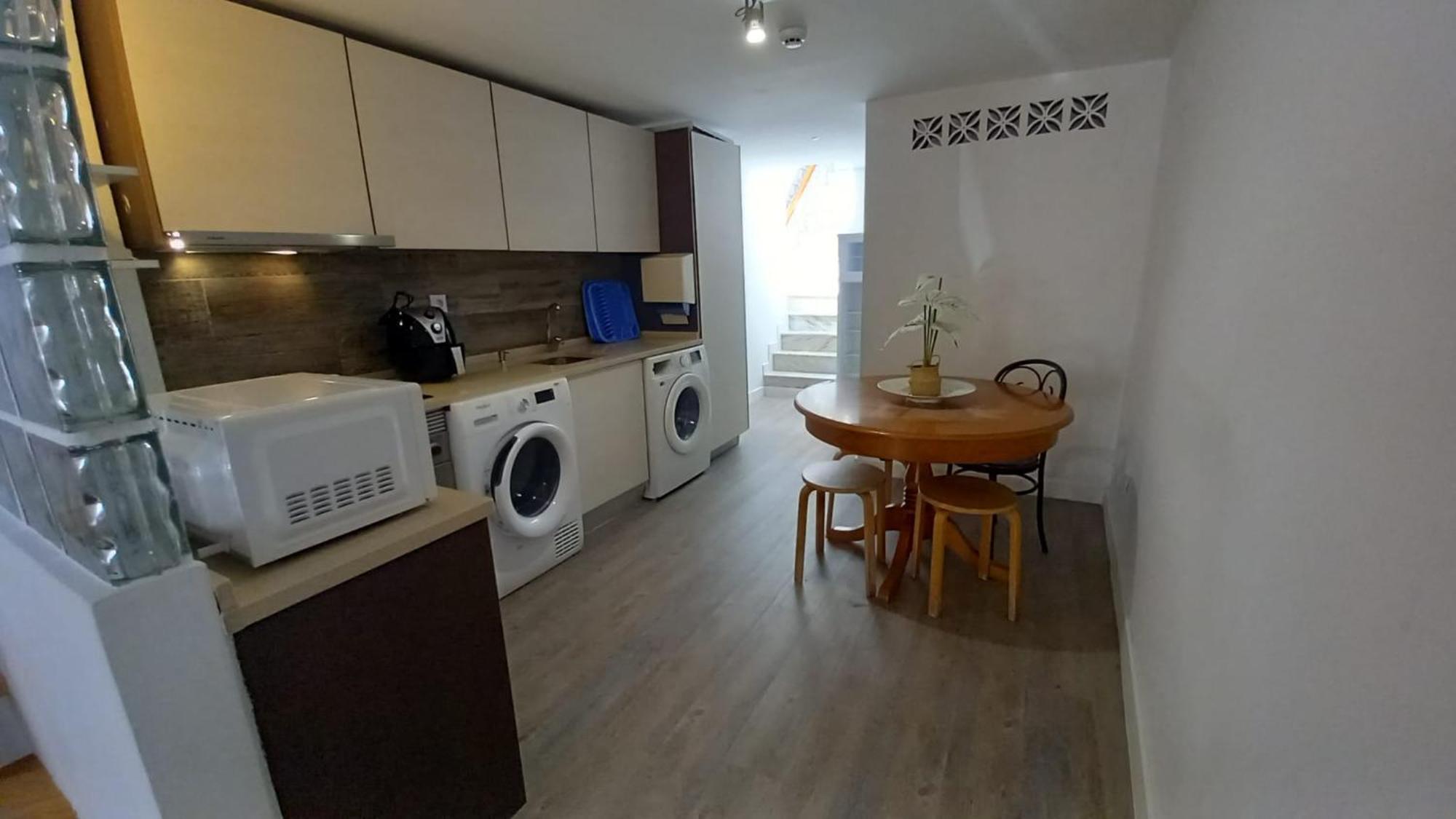 Alvito Guest House - Comfortable Room With Private Bathroom Lisboa Kültér fotó